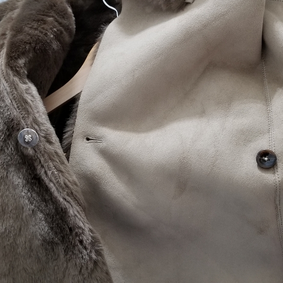 NEW! Jennifer Lopez Luxe Faux Fur Suede Coat - Picture 7 of 7